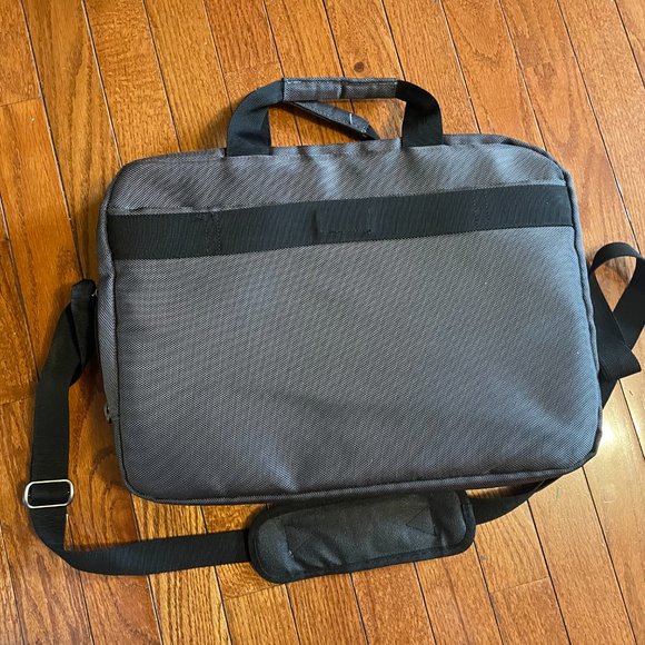 Kenneth Cole Reaction Laptop Bag - Charcoal Gray - Picture 5 of 6